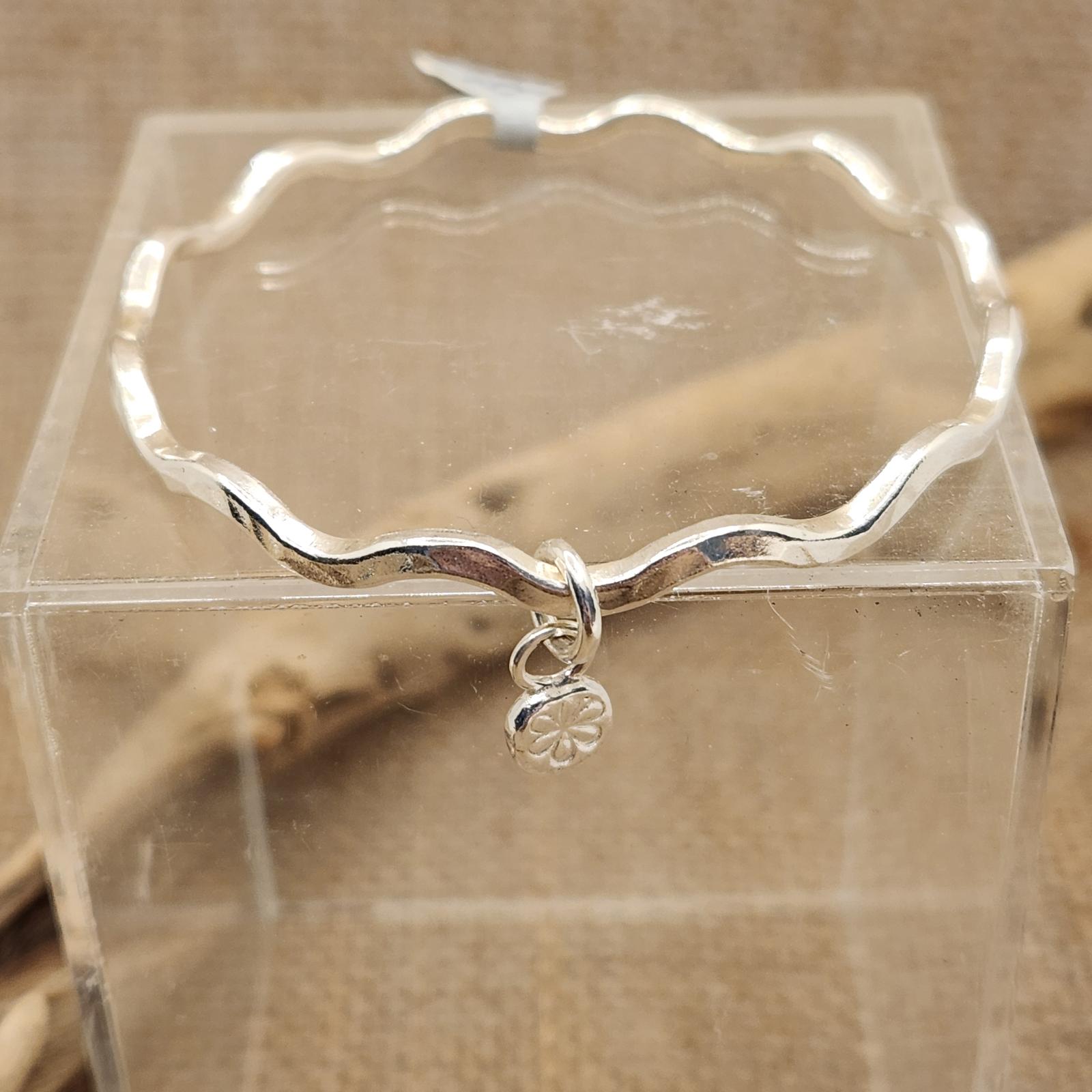 Wavy heart