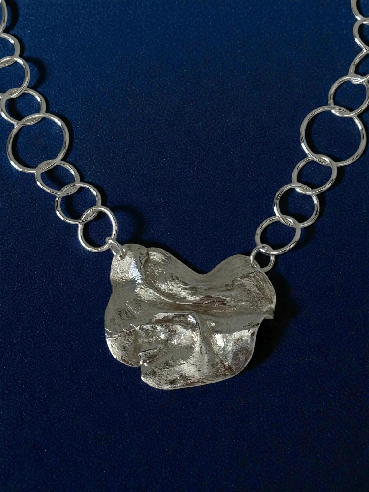 Mitsuro Hikime Pendant