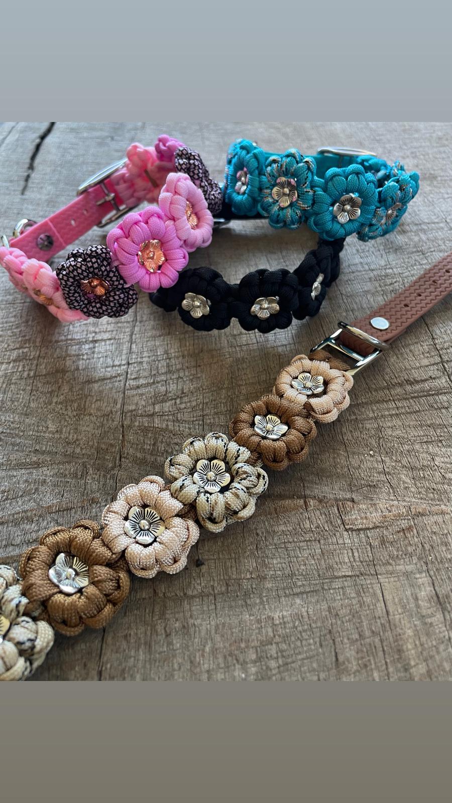 Flower power collar