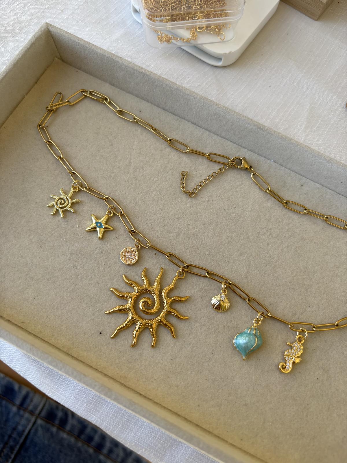 Joya Charm necklace