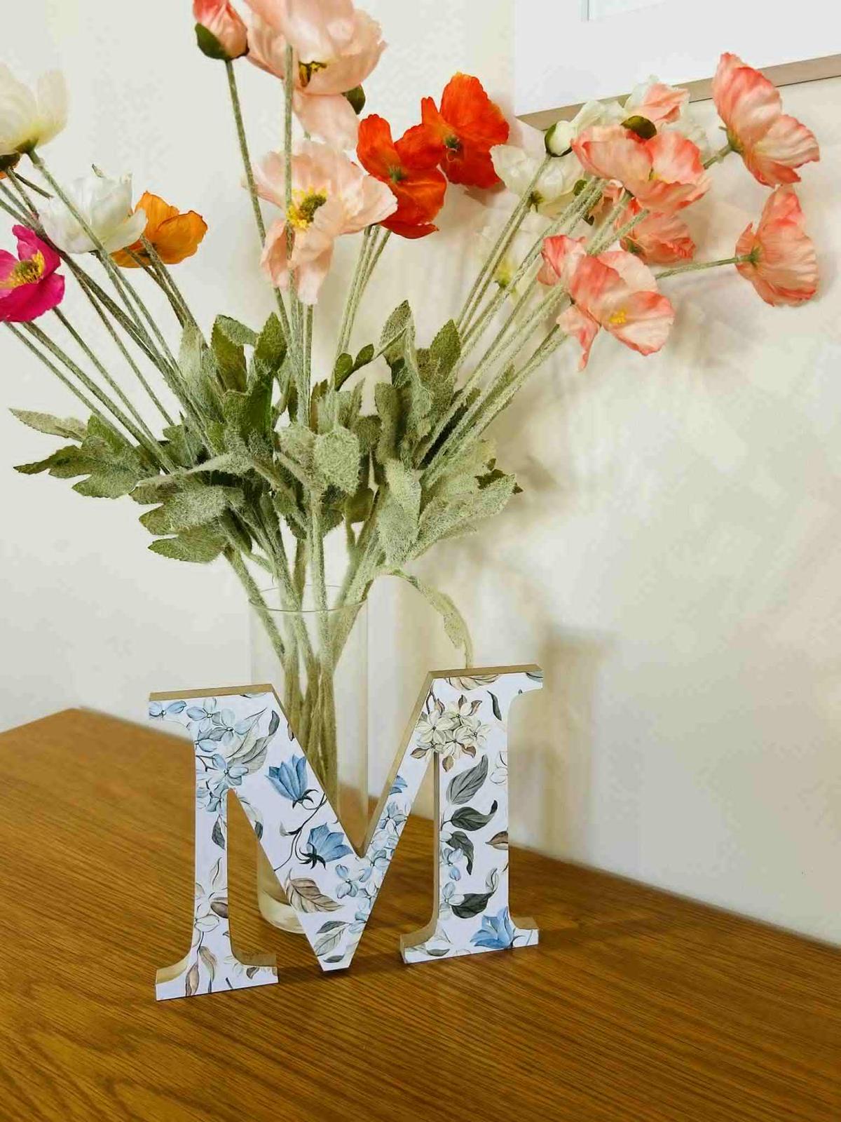 Decor Letter