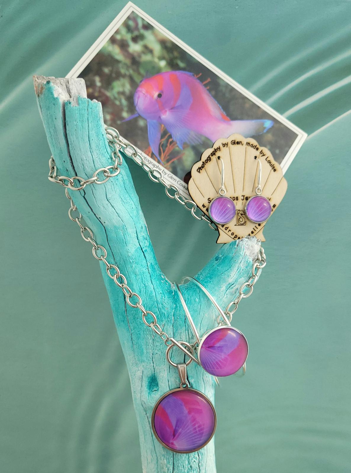 Anthia Jewellery Piece