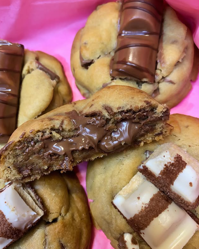 Signature Kinder Bueno Cookies