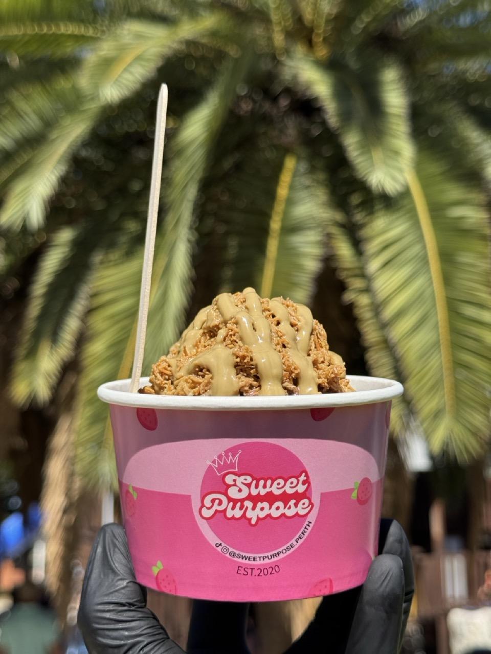 Menu: Dubai Chocolate Strawberry Cup