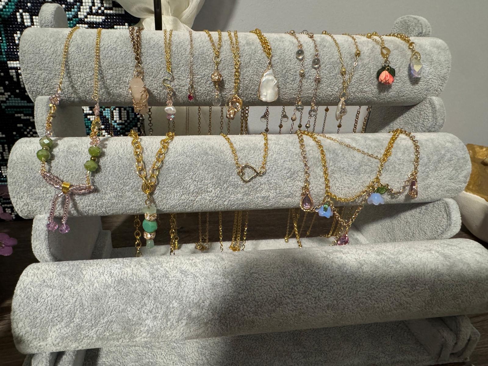 Costume jewelry 