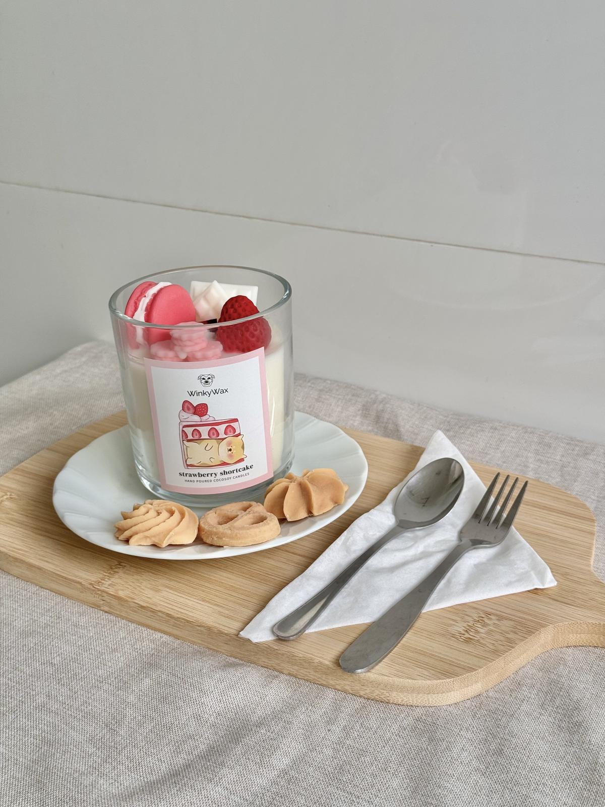 Strawberry shortcake candle 