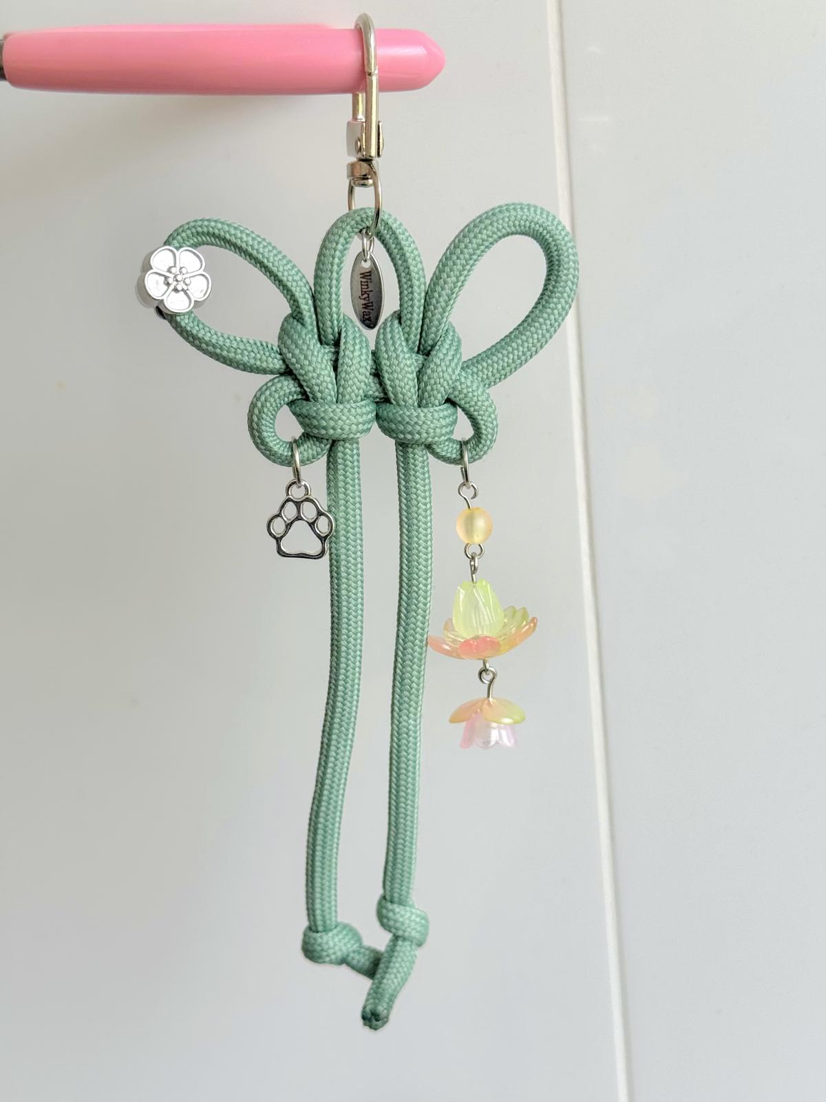 Chinese knot keychain 