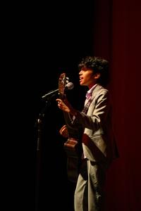 Yovindu Wehalle - Vocalist / busker